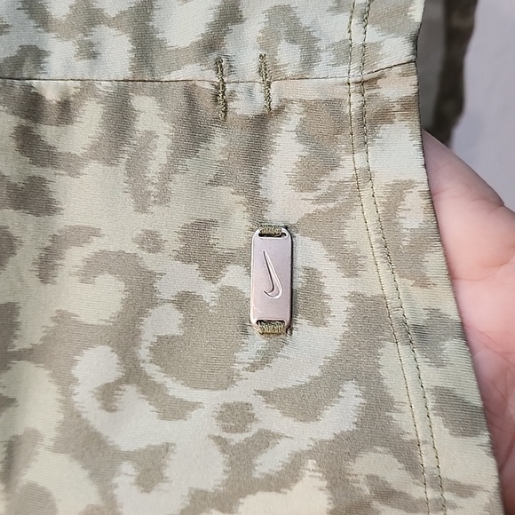 Nike Dri-FIT Green Floral Strappy Back Slim Fit Shirt - Picture 9 of 9